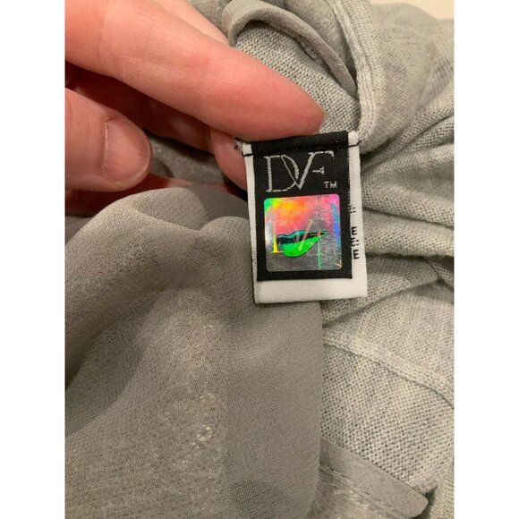 Diane Von Furstenberg Gray & Silver Sequin "Paryse" 100% Wool Sweater, Size P - Picture 10 of 11